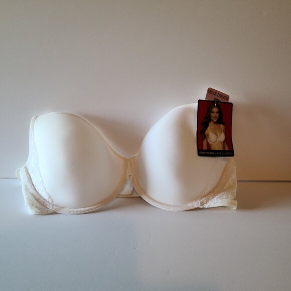 LILLY OF FRANCE WHITE SENSATIONAL LACE LUXURY BRA 38 D - Picture 1 of 7